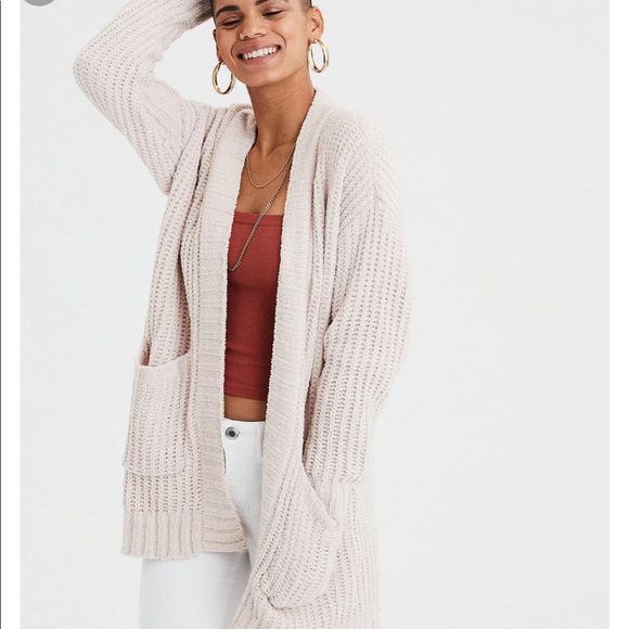 American Eagle Outfitters Sweaters - American eagle boyfriend cardigan natural EUC